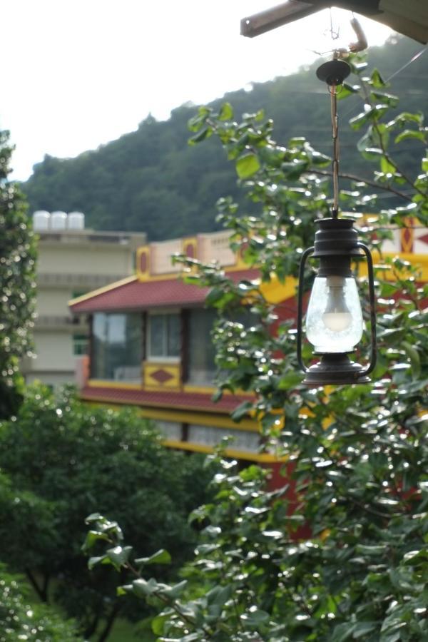Mvt Guesthouse & Restaurant ริชิเคช ภายนอก รูปภาพ