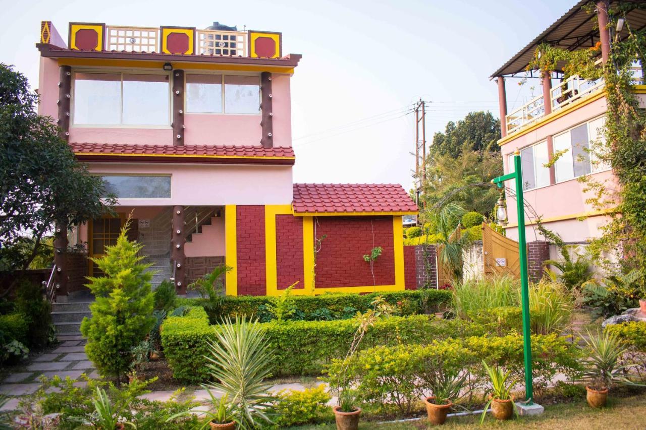 Mvt Guesthouse & Restaurant ริชิเคช ภายนอก รูปภาพ