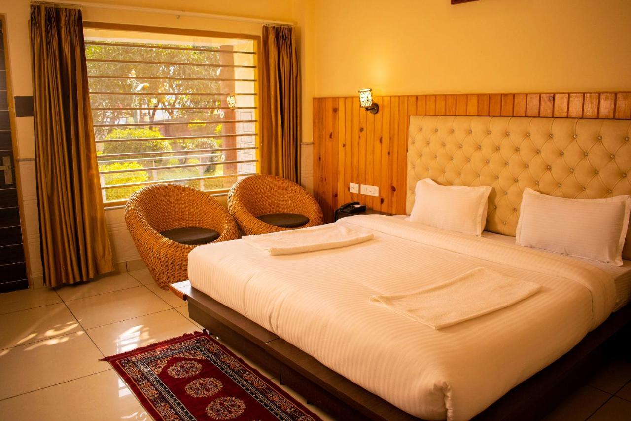 Mvt Guesthouse & Restaurant ริชิเคช ภายนอก รูปภาพ
