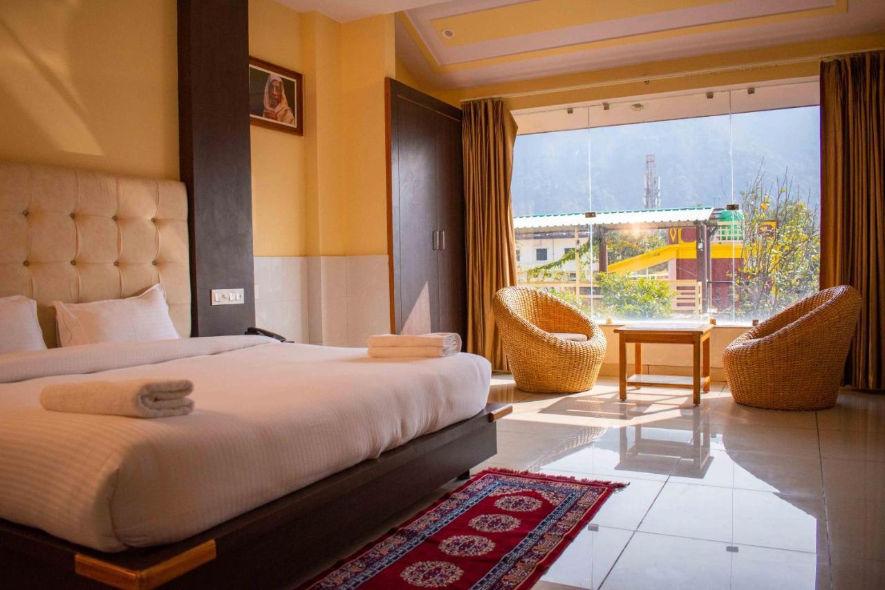 Mvt Guesthouse & Restaurant ริชิเคช ภายนอก รูปภาพ