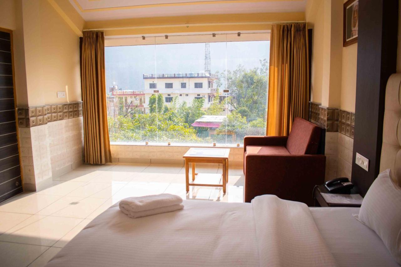Mvt Guesthouse & Restaurant ริชิเคช ภายนอก รูปภาพ